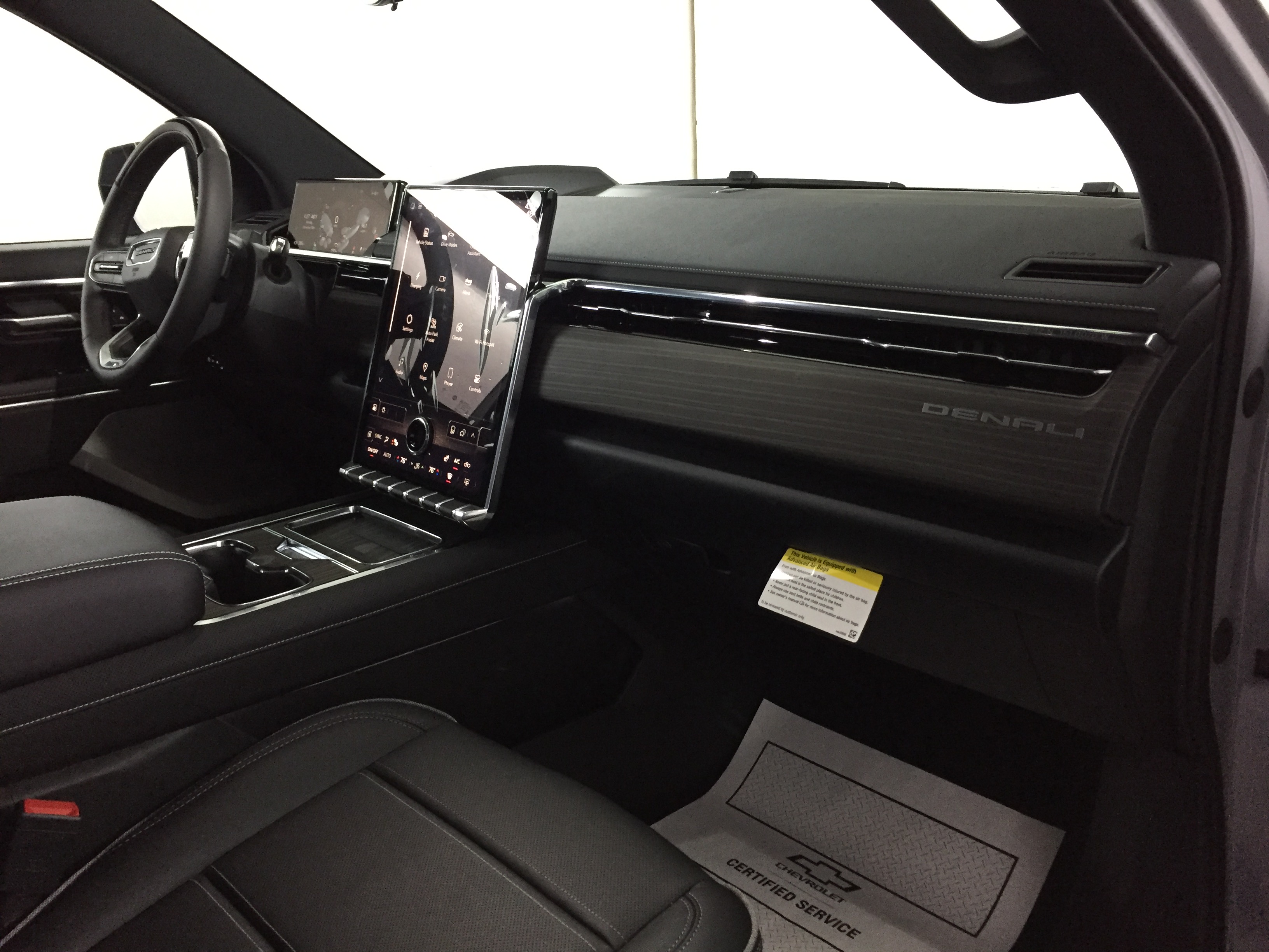 2025 Gmc Sierra EV Denali photo 18