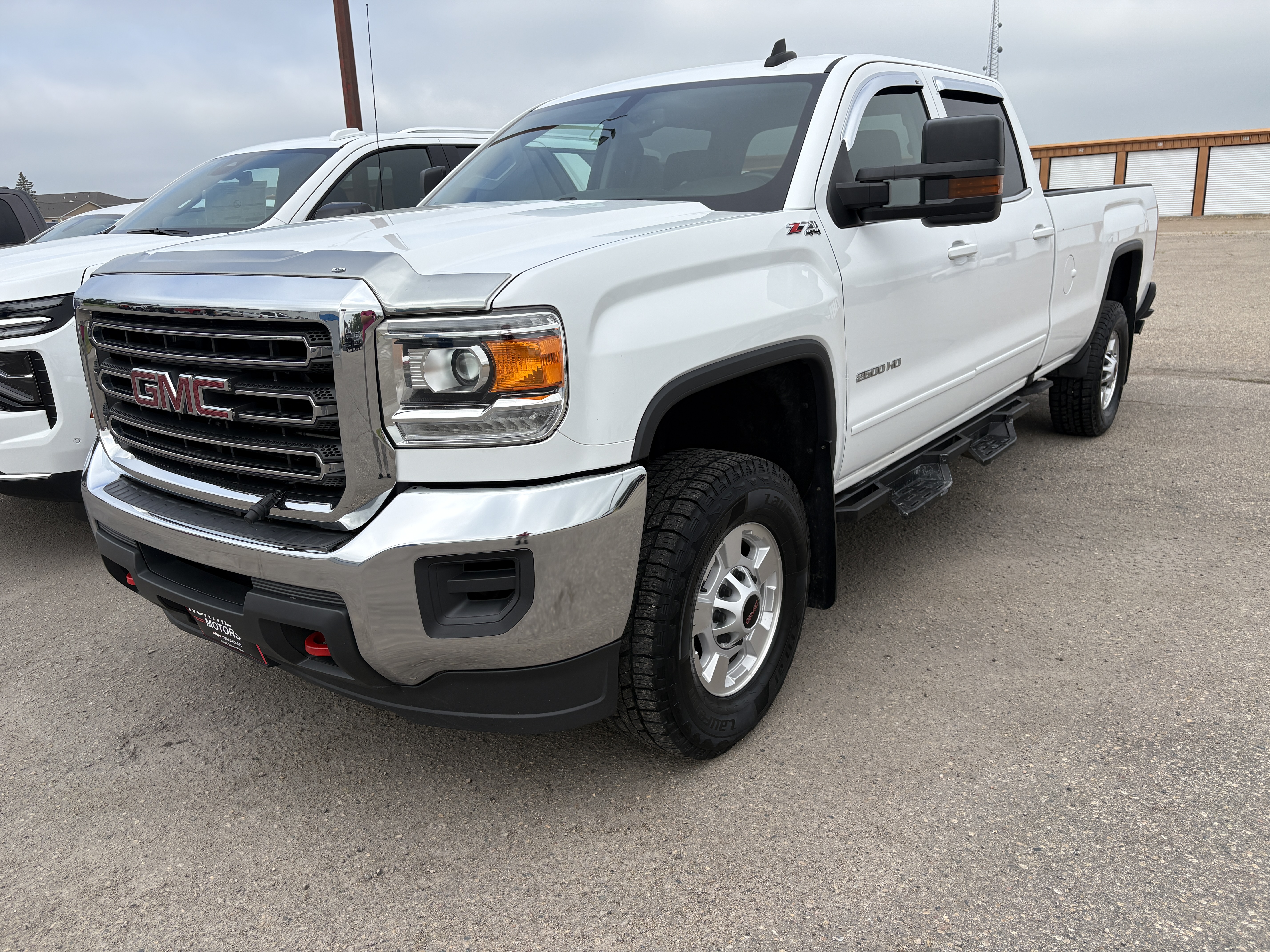 Used 2017 GMC Sierra 2500HD SLE with VIN 1GT12SEG5HF170895 for sale in Thief River Falls, Minnesota