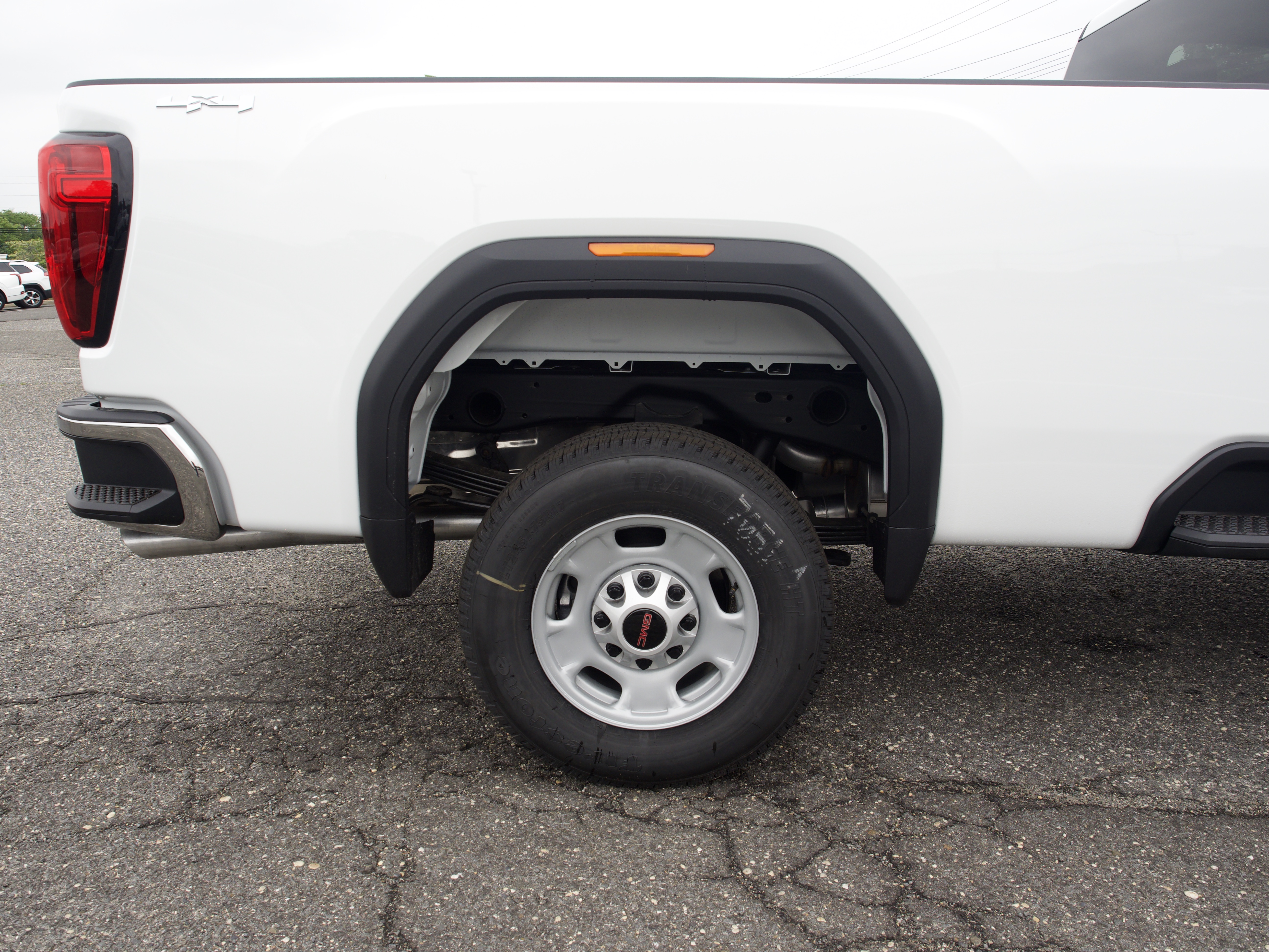 New 2026 Summit White GMC Pro image 13