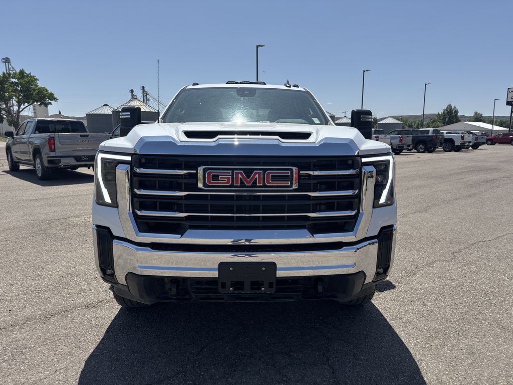 2024 Gmc Sierra 2500 HD SLE photo 2
