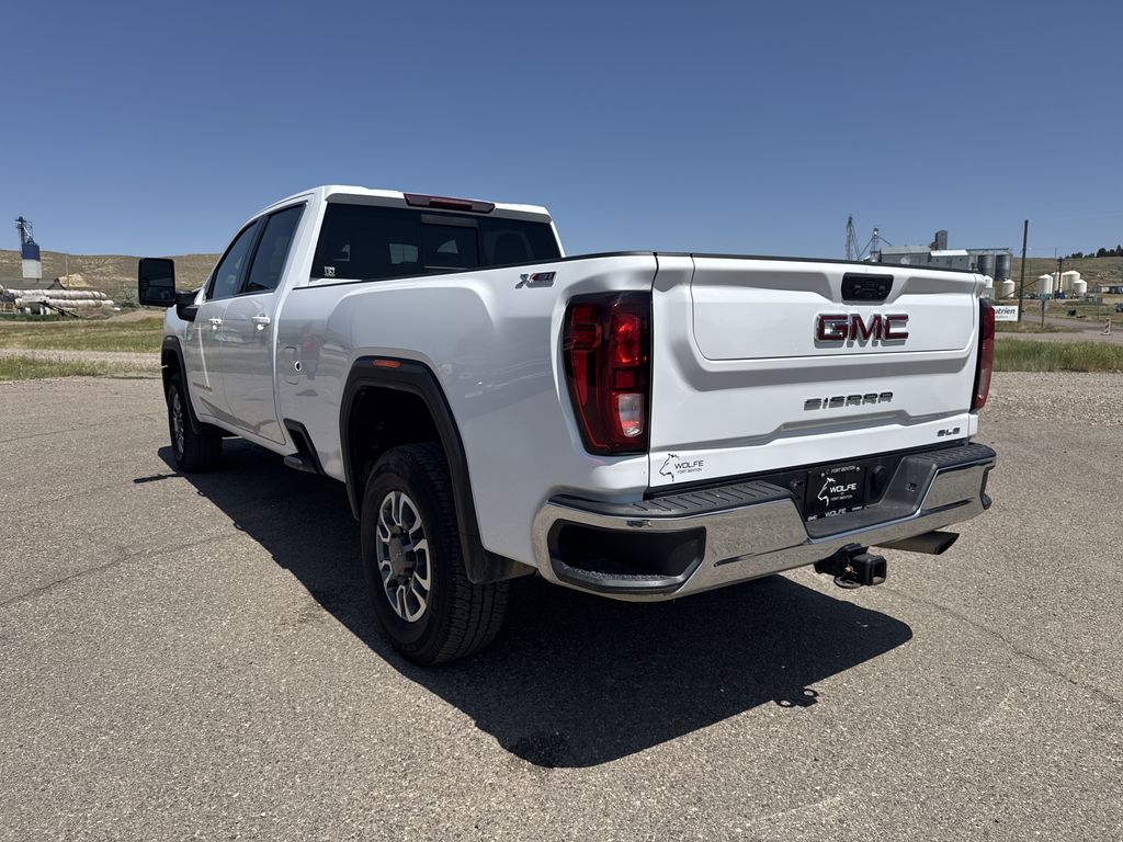 2024 Gmc Sierra 2500 HD SLE photo 14