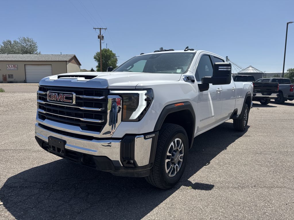 2024 Gmc Sierra 2500 HD SLE photo 3