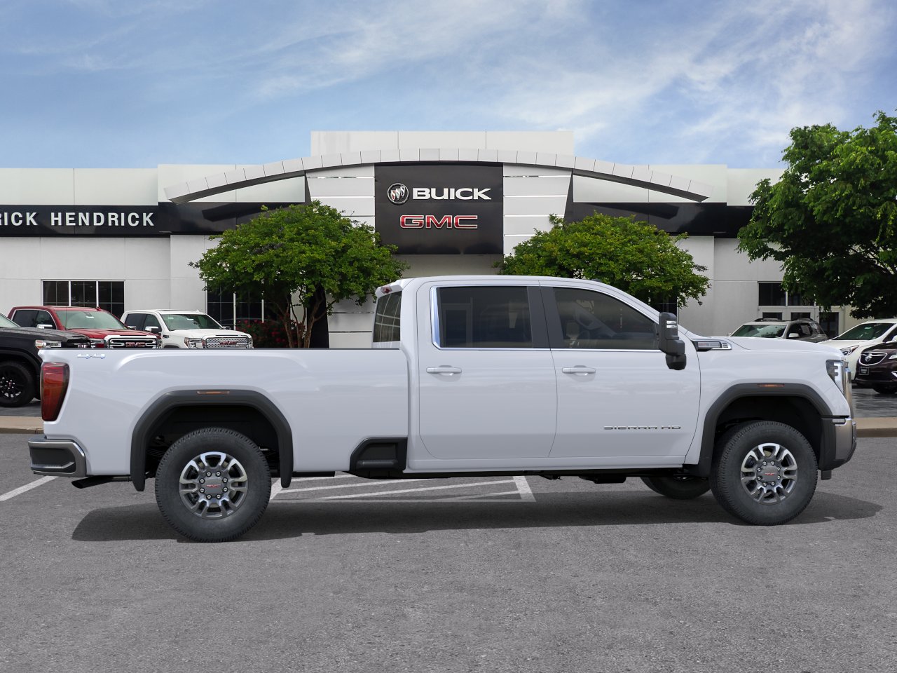New 2026 Summit White GMC SLE image 31