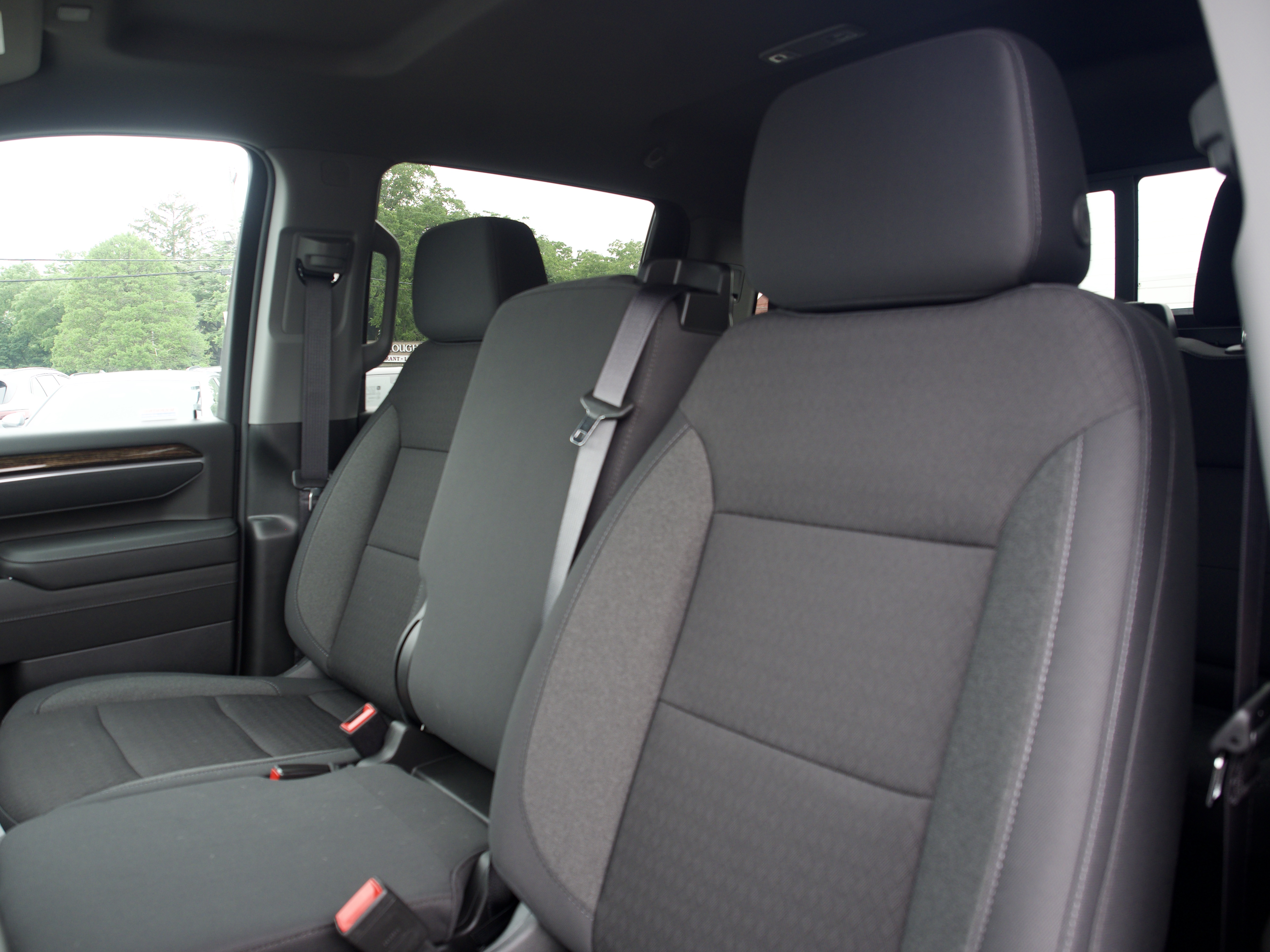 New 2026 Onyx Black GMC SLE image 13