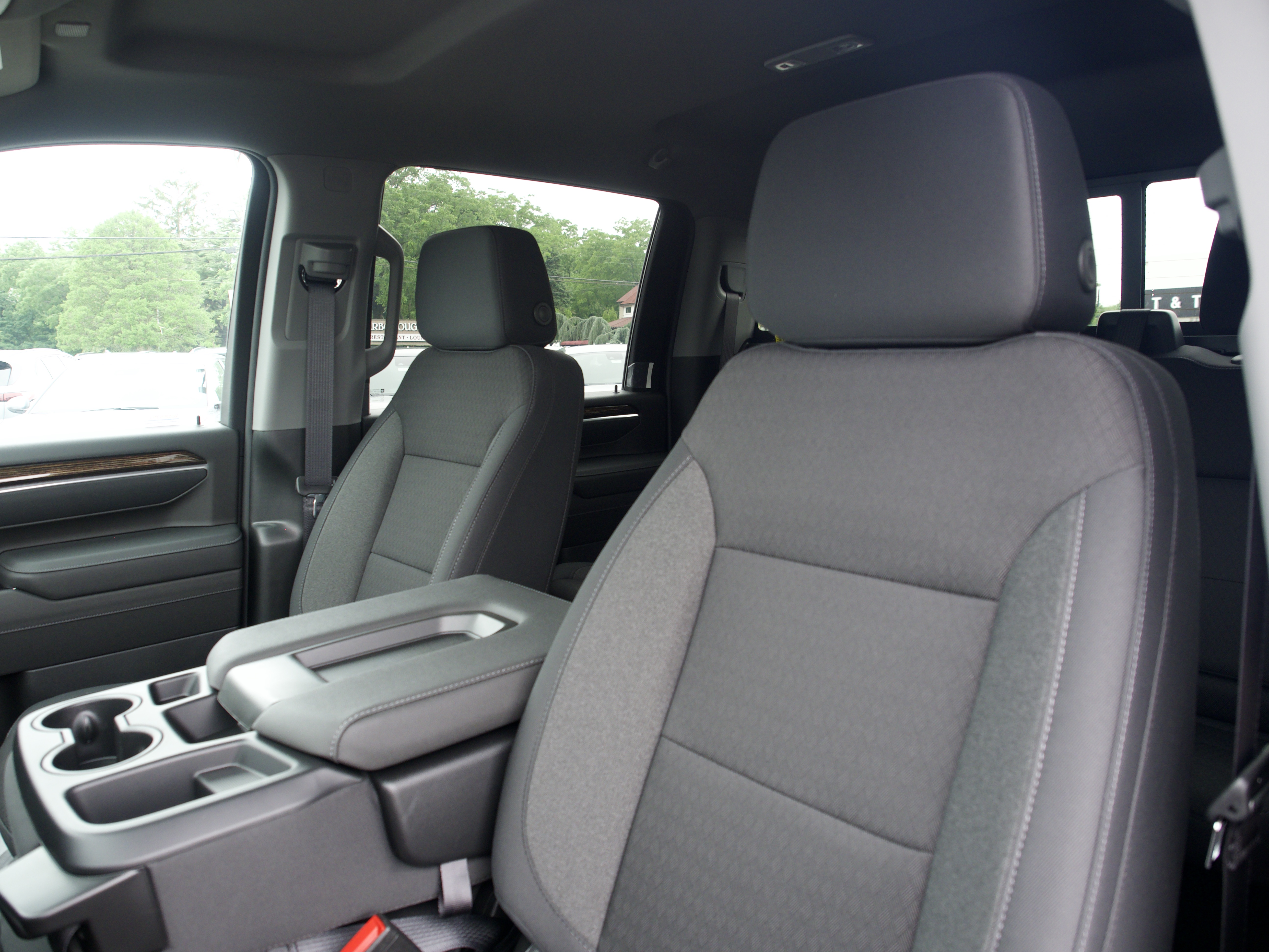 New 2026 Onyx Black GMC SLE image 12