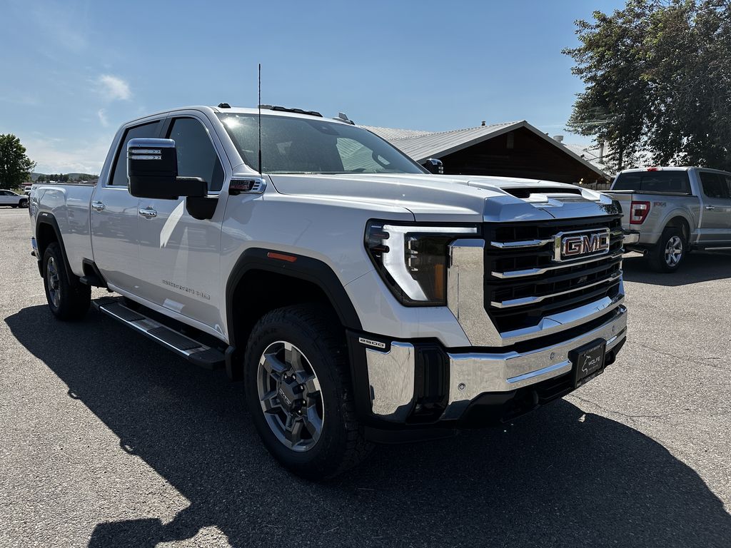 2025 GMC Sierra 2500HD SLT's photo