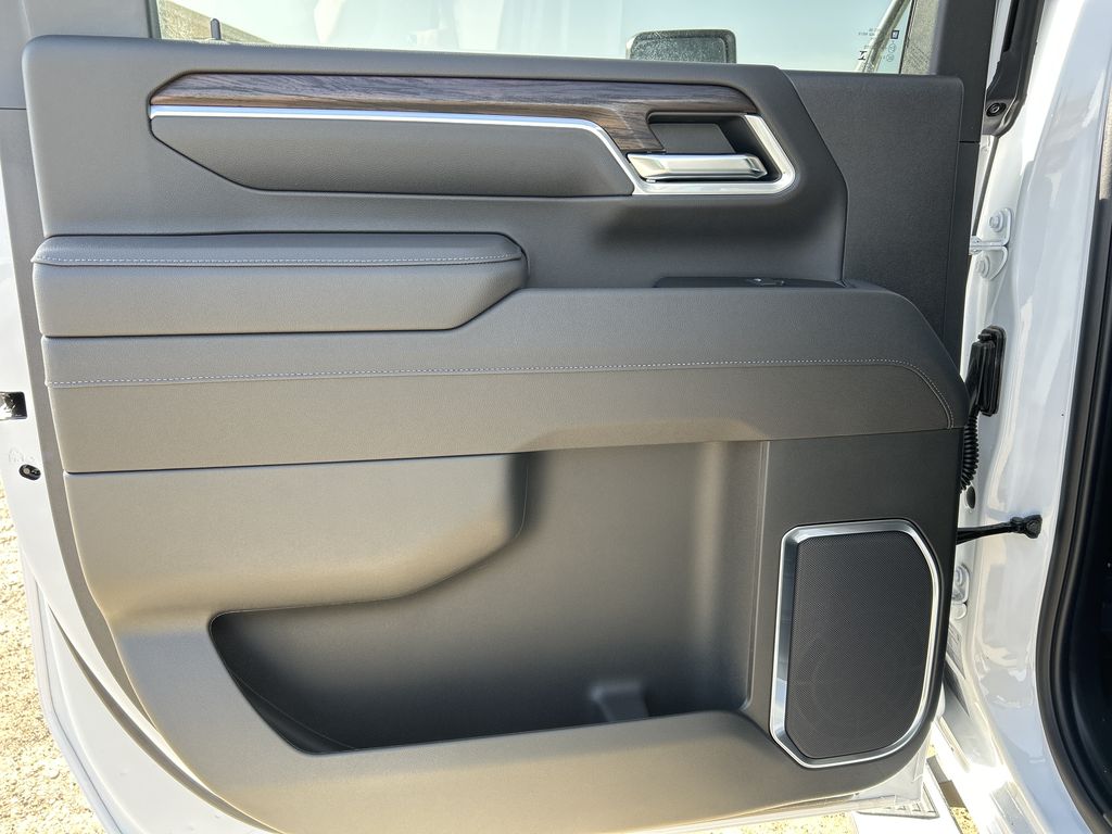 2025 Gmc Sierra 2500 HD SLT photo 5