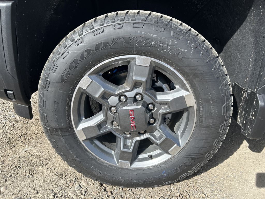 2025 Gmc Sierra 2500 HD SLT photo 32