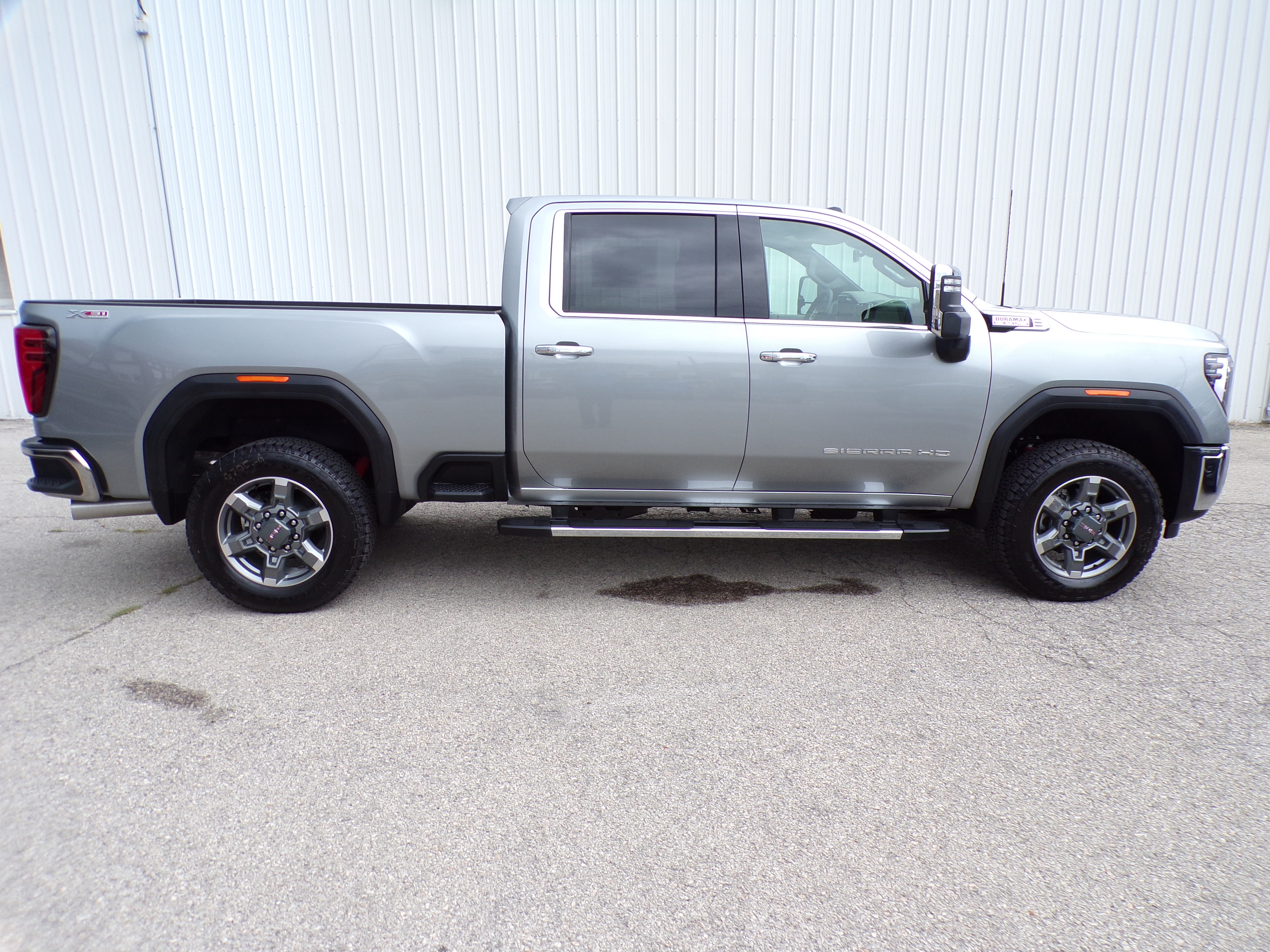 2026 GMC Sierra 2500HD SLT