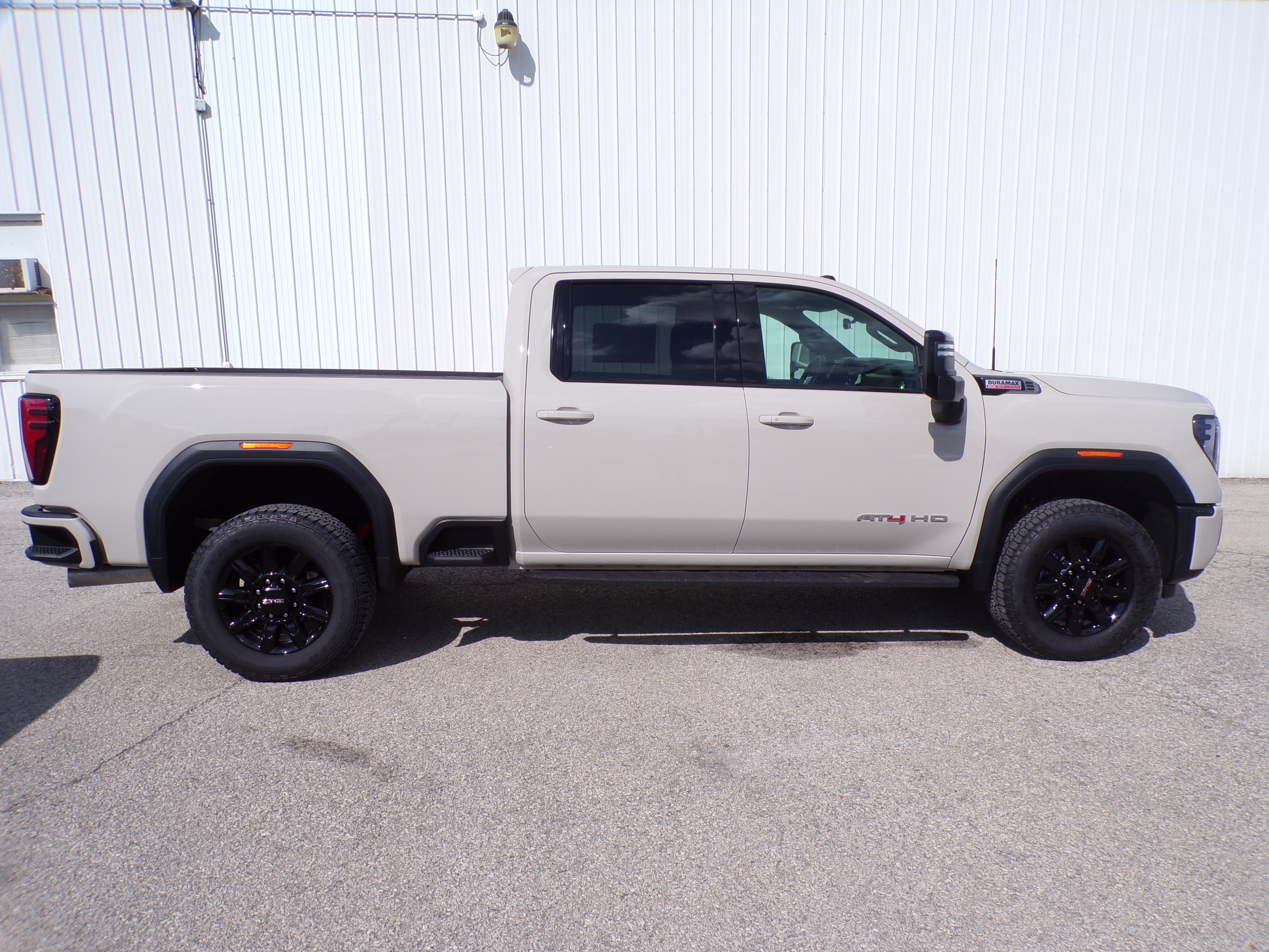 2026 GMC Sierra 2500HD AT4