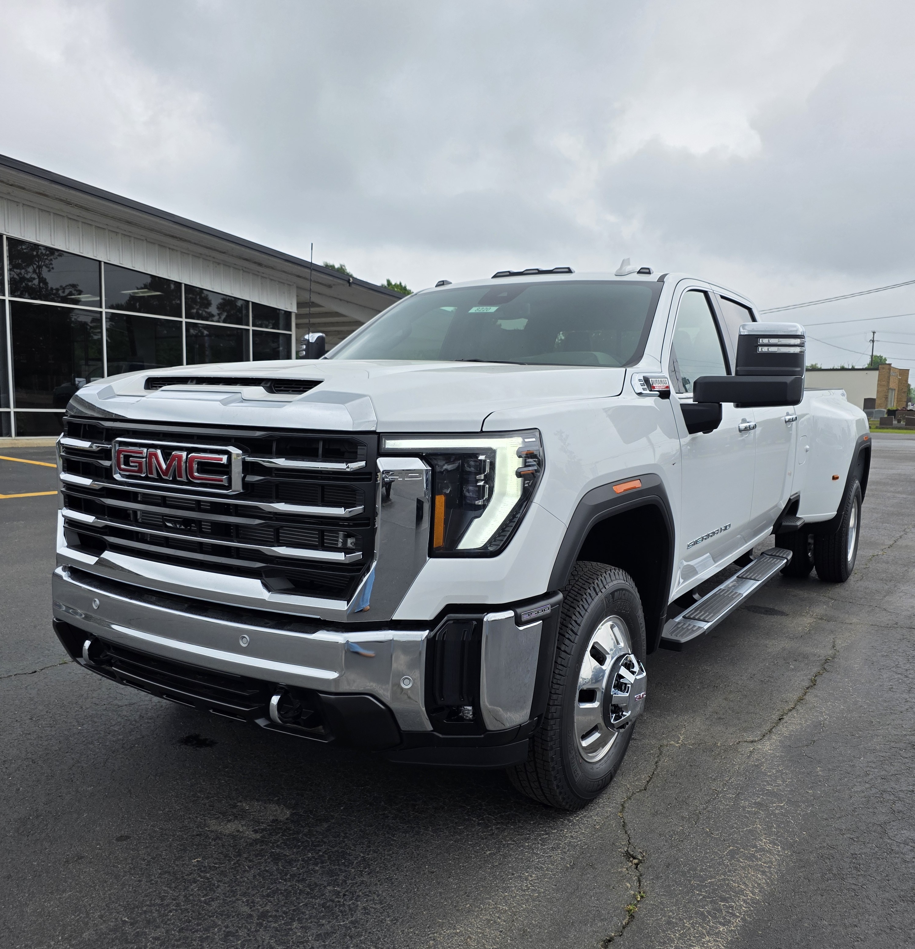 2026 GMC Sierra 3500 HD SLT DRW