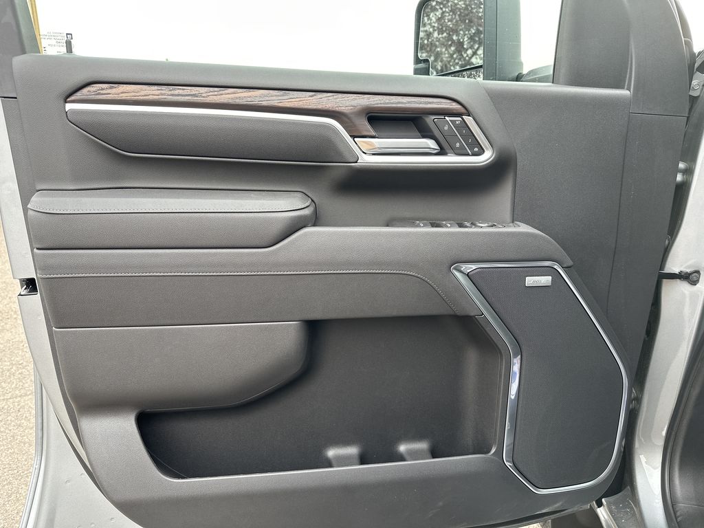 2025 Gmc Sierra 3500 HD SLT photo 6