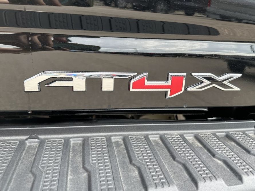 2025 Gmc Sierra 2500 HD AT4X photo 21