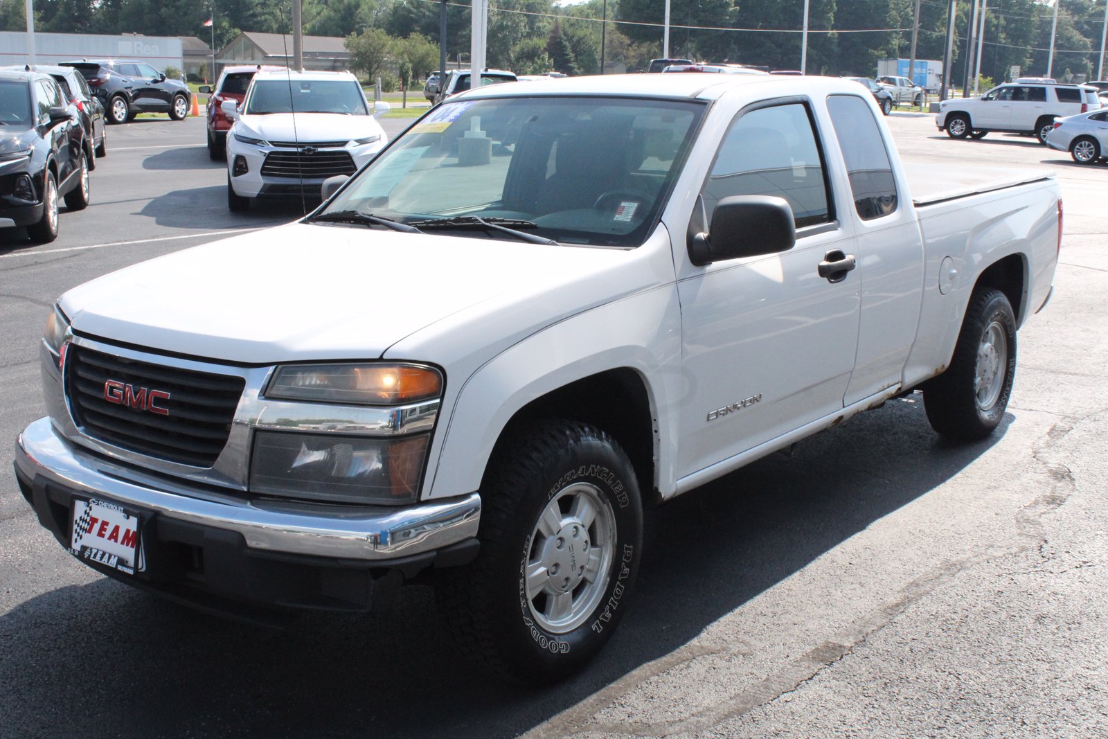 Pre-Owned 2004 GMC Canyon SLE Z85