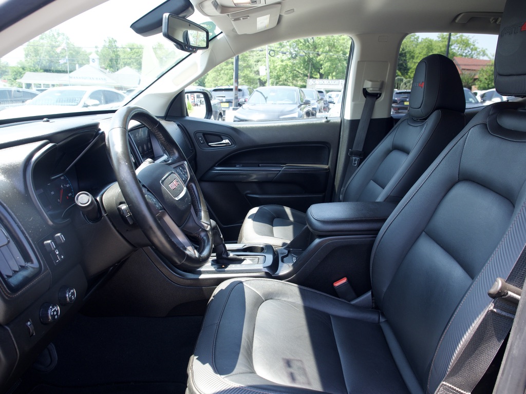 2021 GMC Canyon AT4 - Photo 18