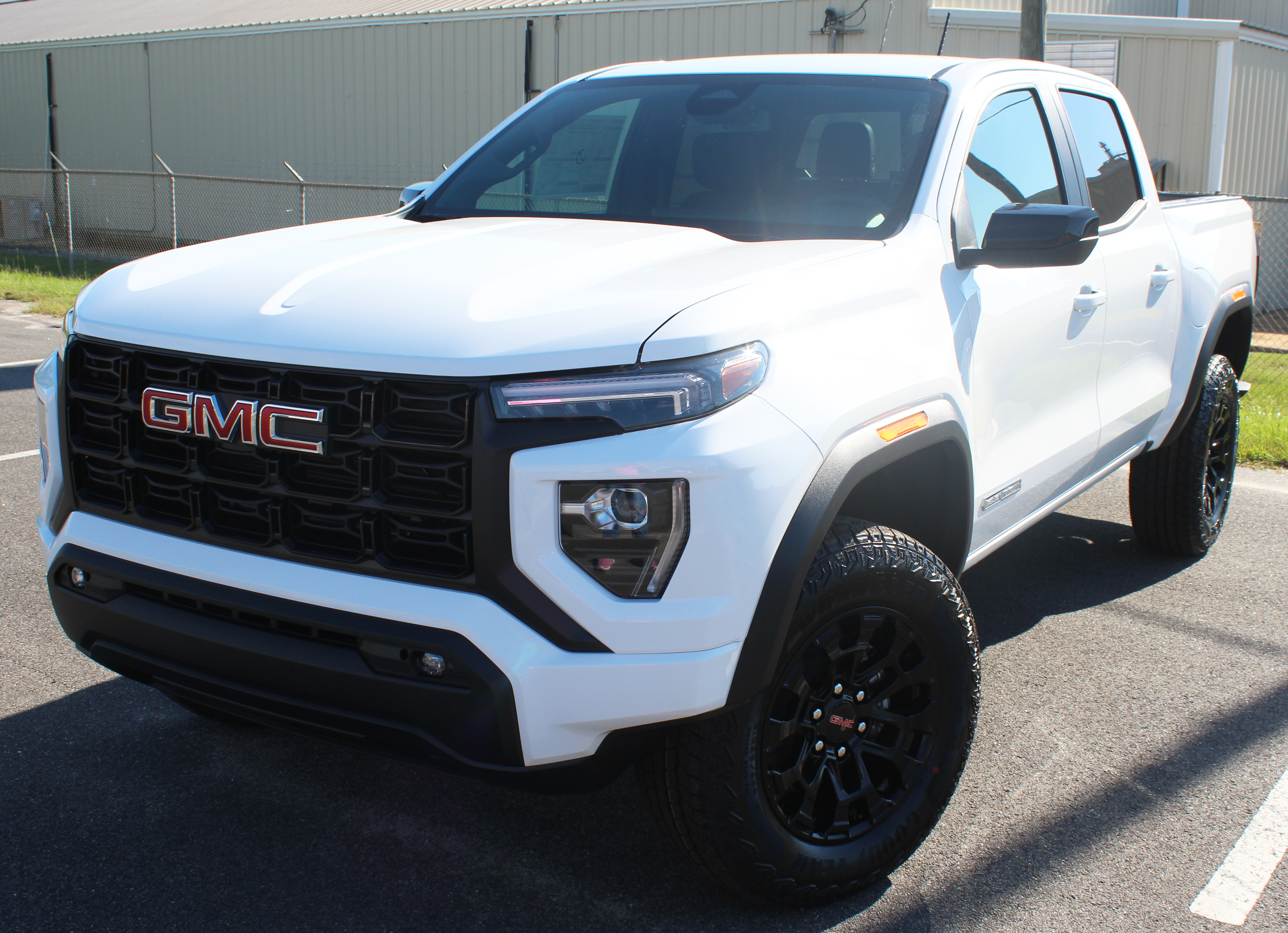 2026 GMC Canyon Elevation's photo