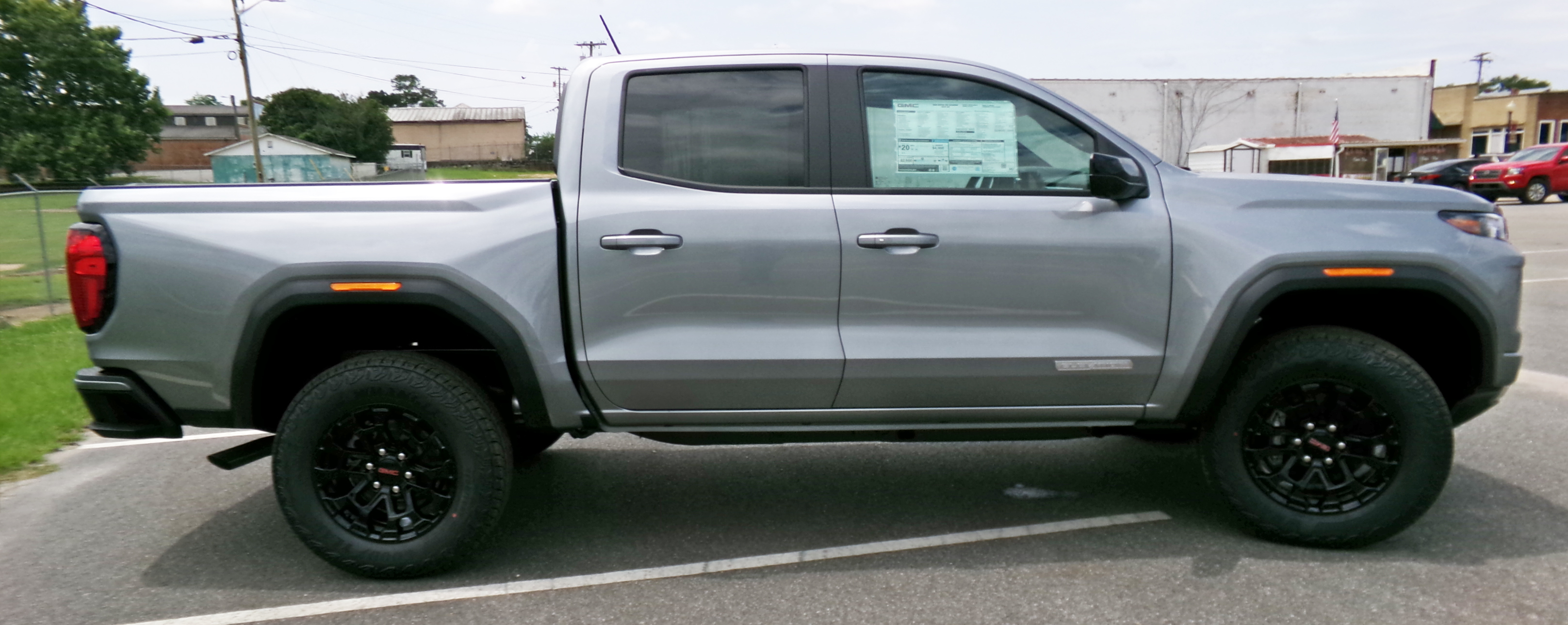 New 2026 Sterling Metallic GMC Elevation image 5