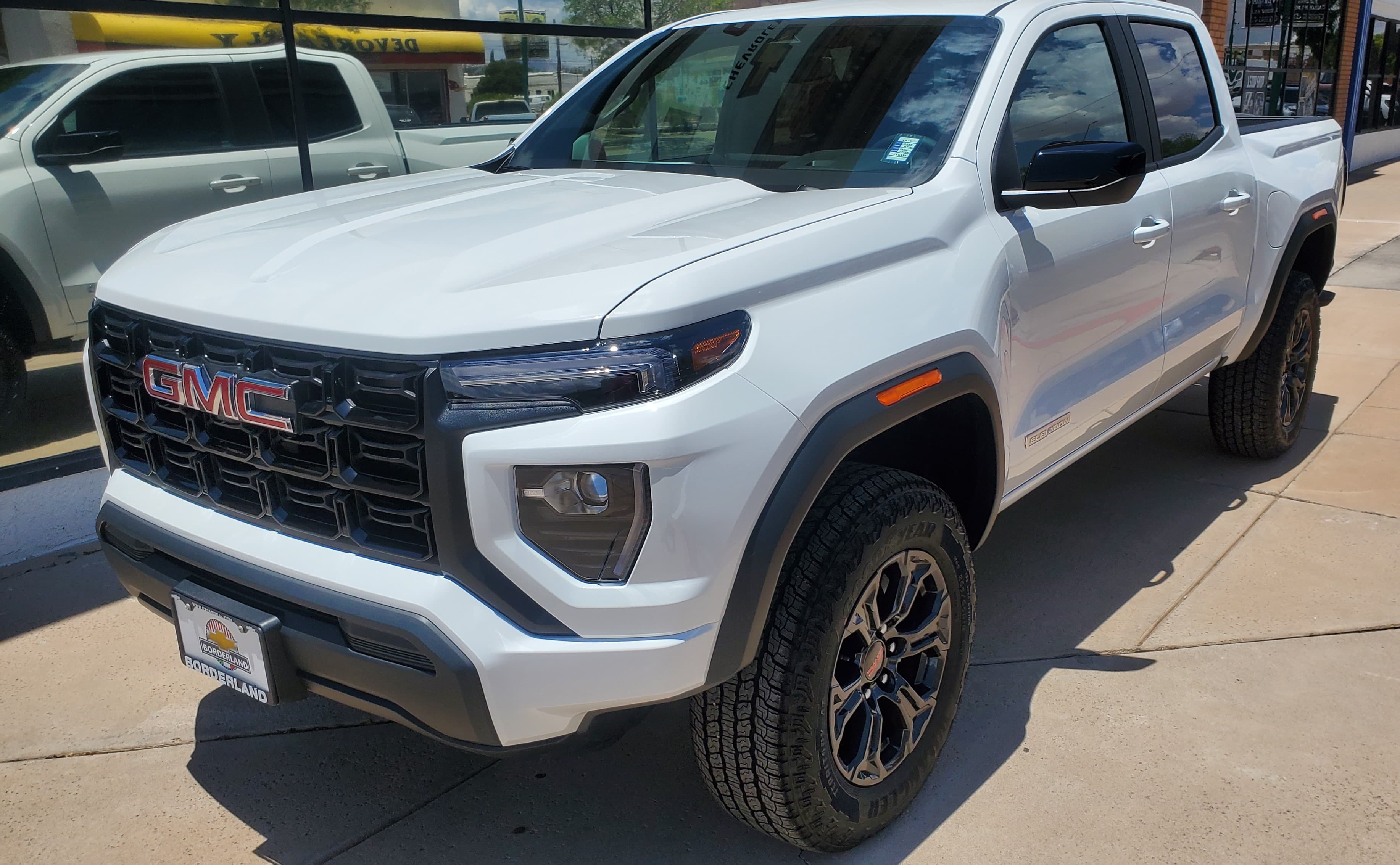 2025 GMC Canyon