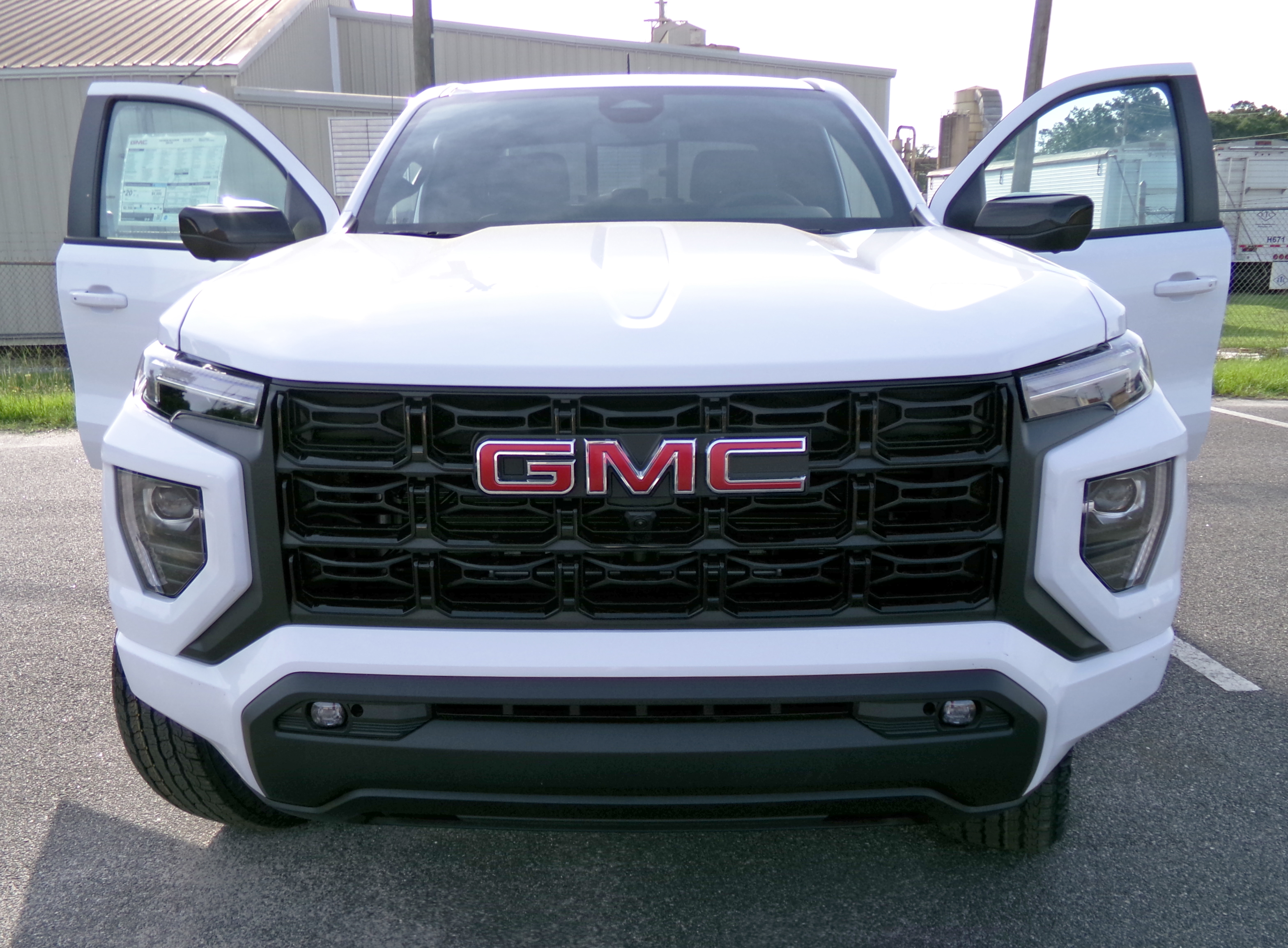 New 2026 Summit White GMC Elevation image 6