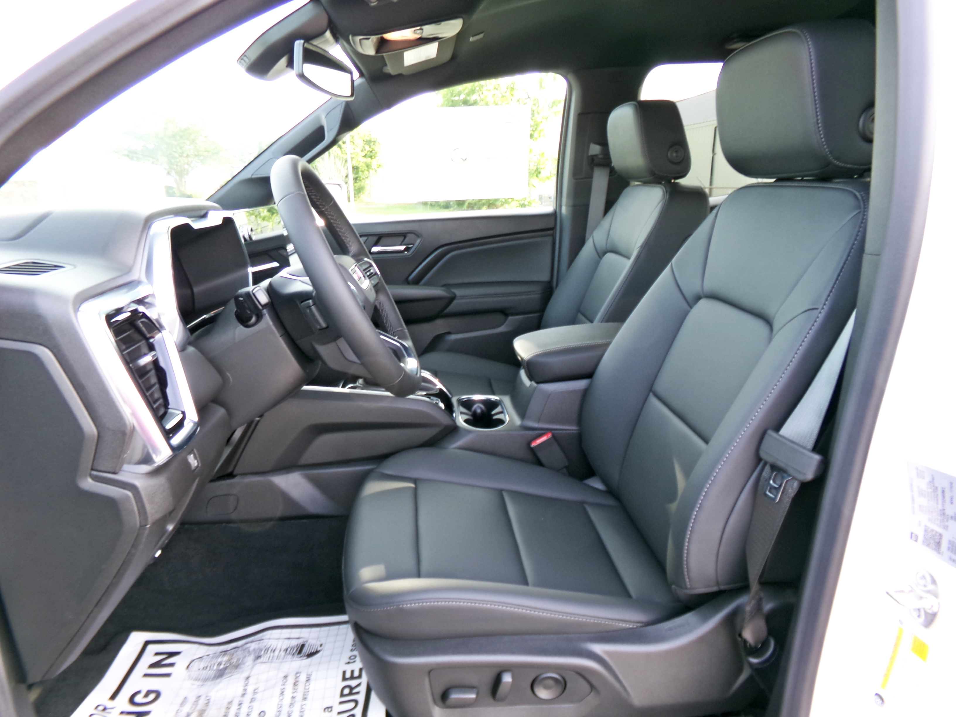 New 2026 Summit White GMC Elevation image 12