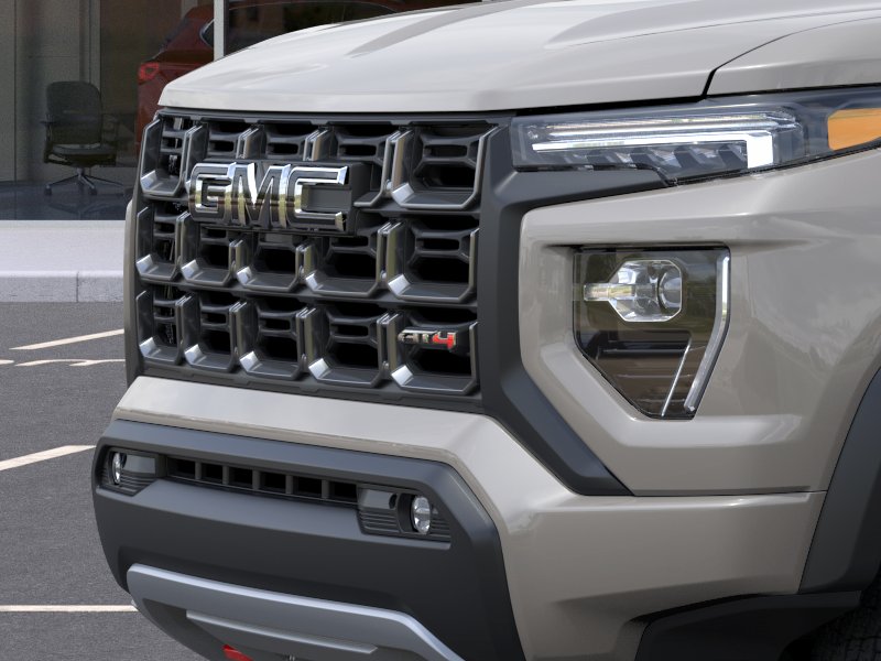 2026 GMC Canyon AT4 - Photo 13