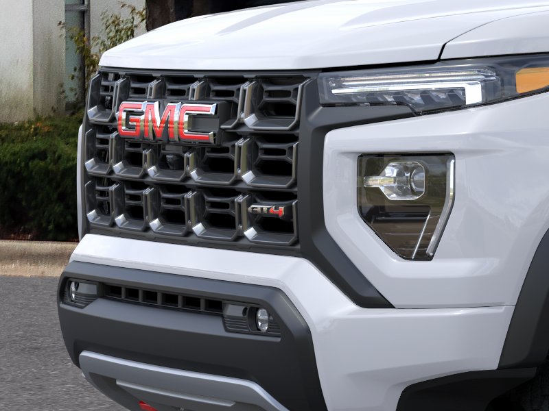 2026 GMC Canyon AT4 - Photo 13