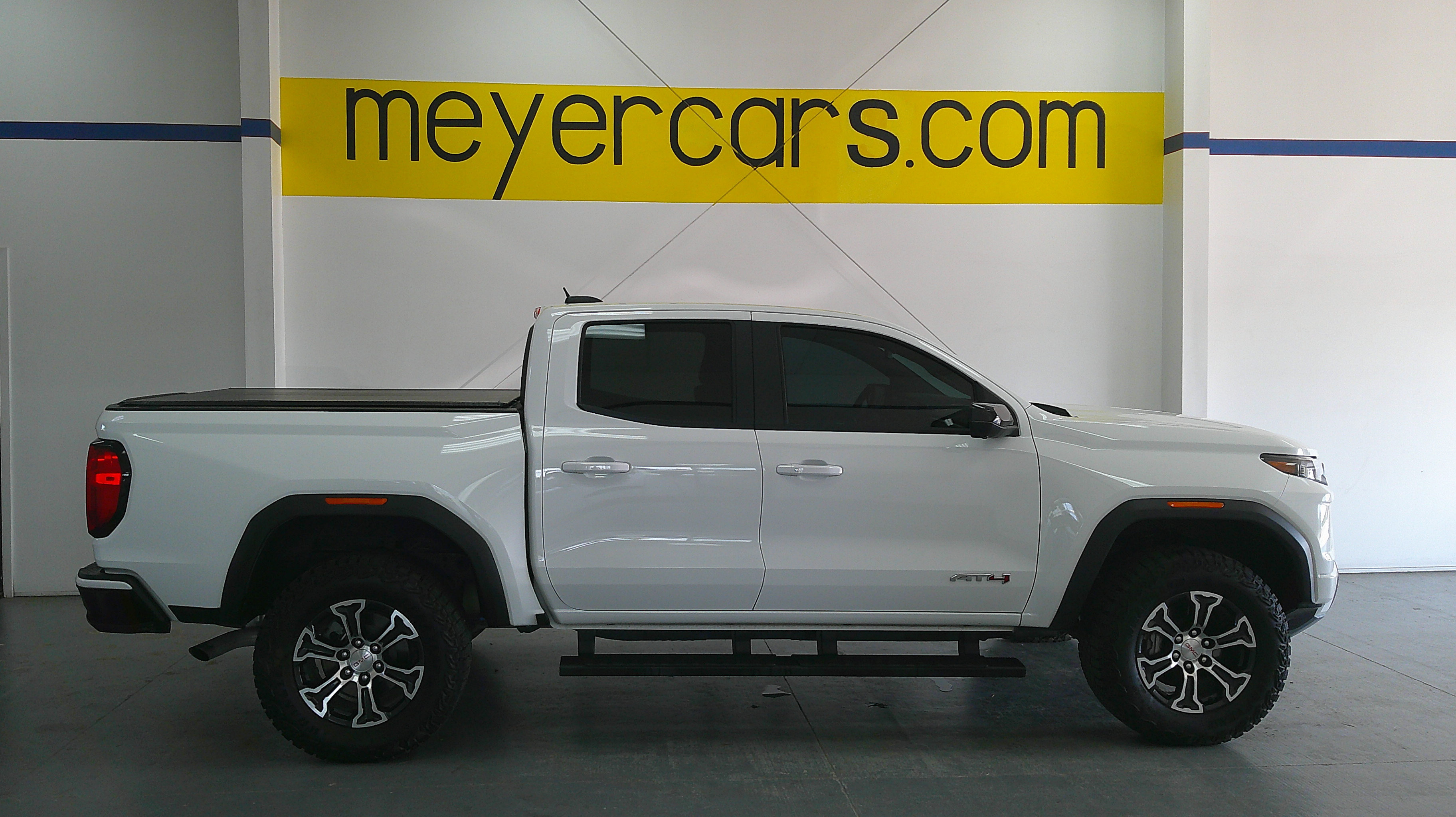 2024 GMC Canyon