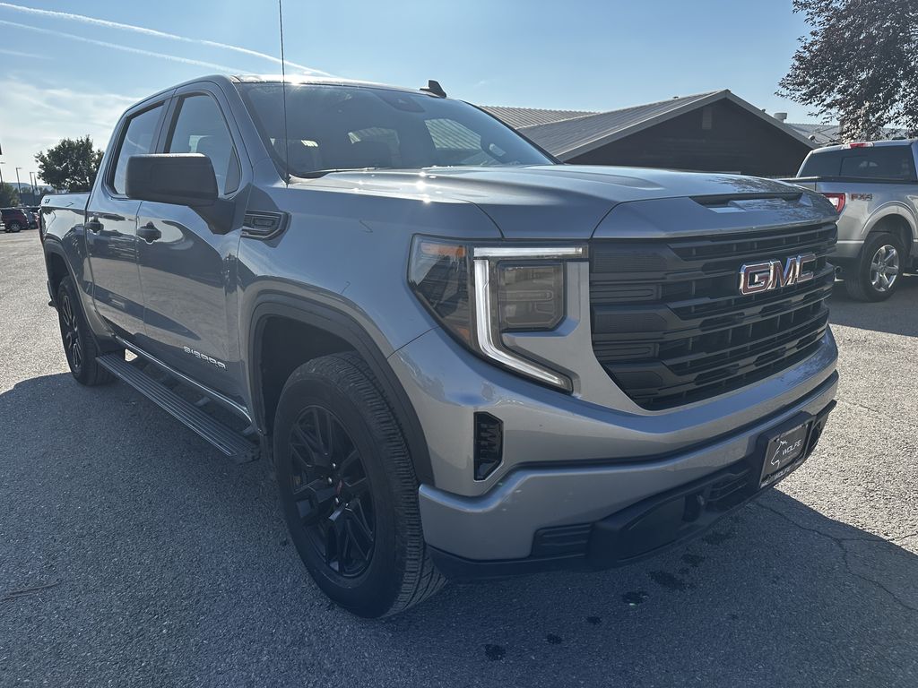 2025 GMC Sierra 1500 Pro's photo