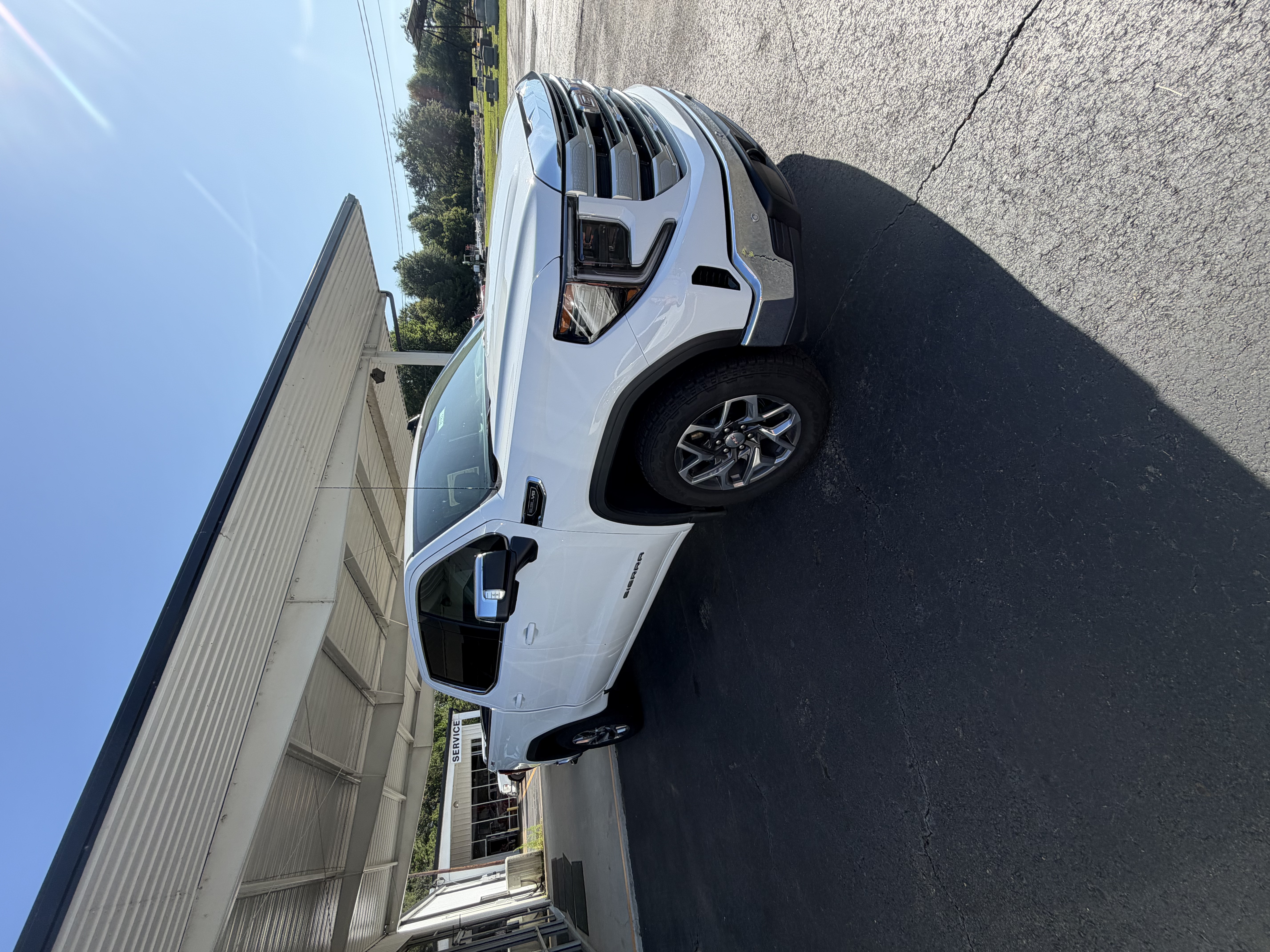 2026 GMC Sierra 1500 SLE