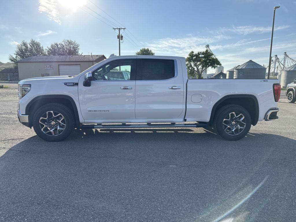 2026 Gmc Sierra 1500 SLT photo 4