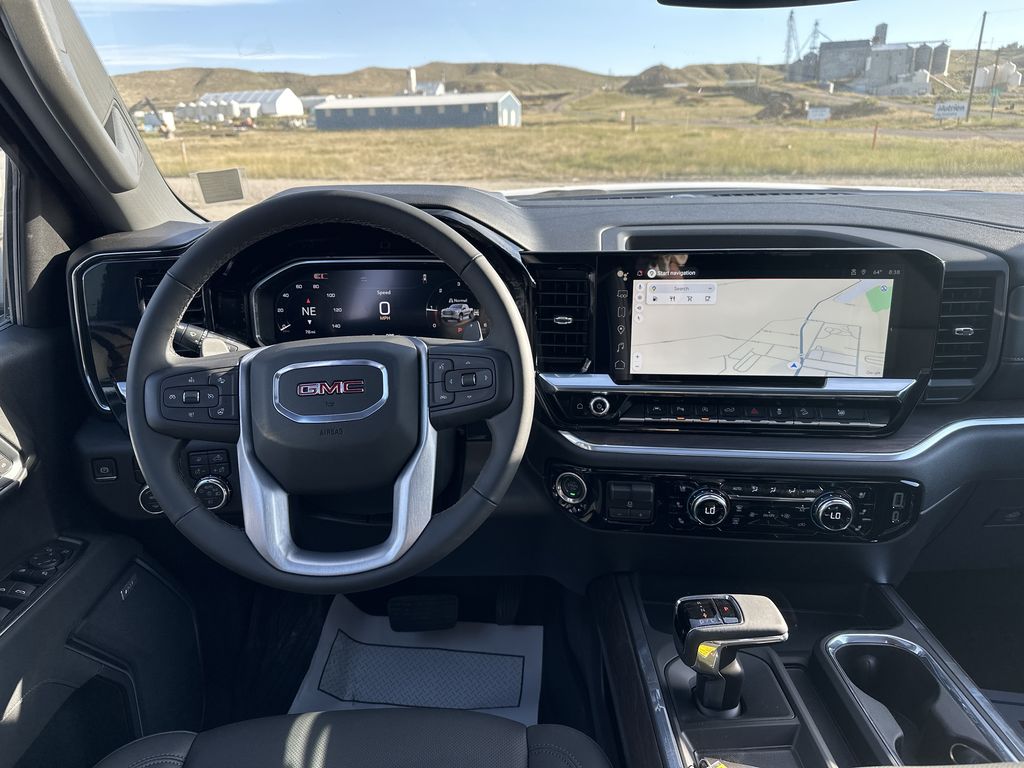 2026 Gmc Sierra 1500 SLT photo 16