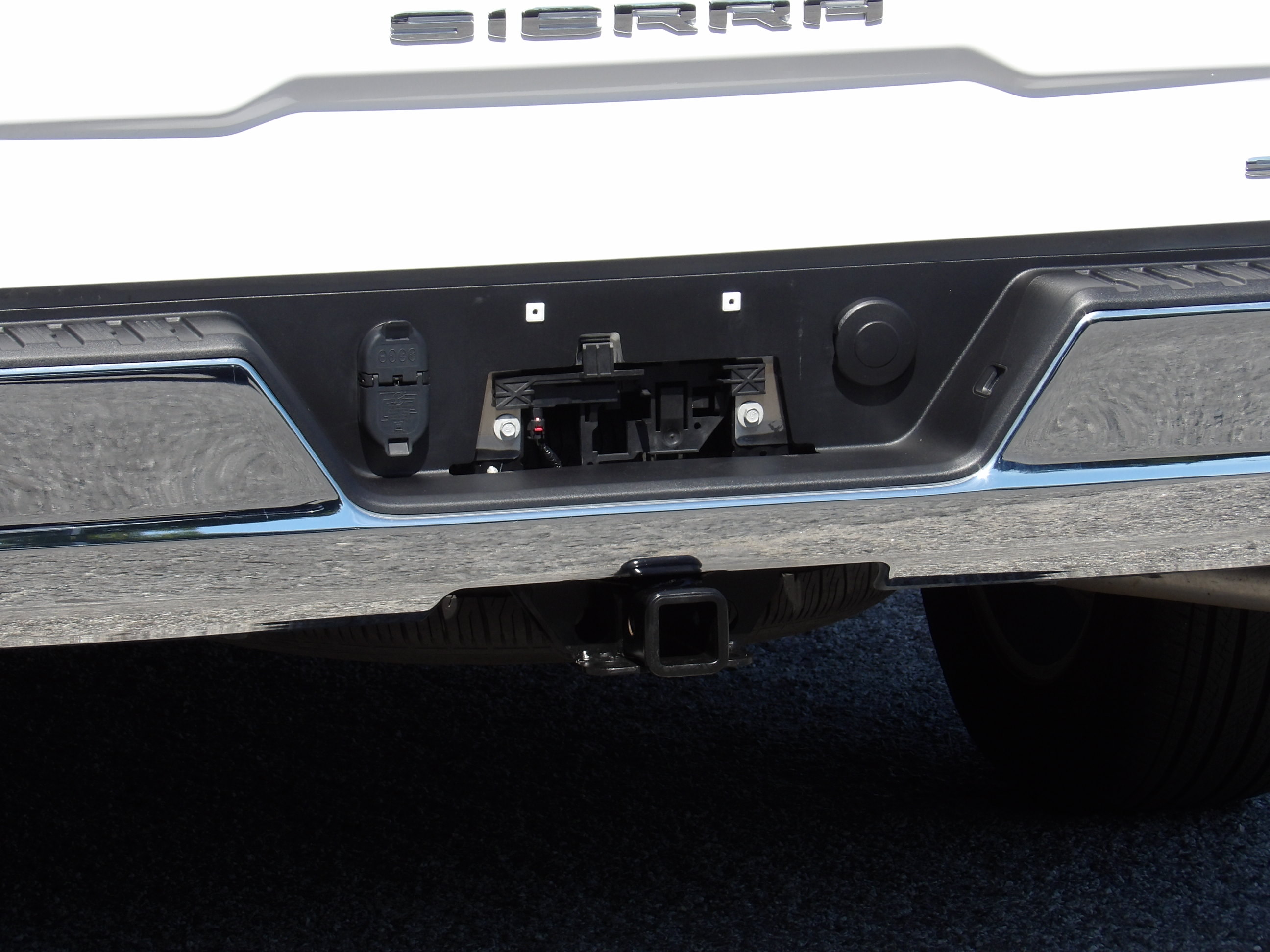 Used 2026 Summit White GMC SLT image 13