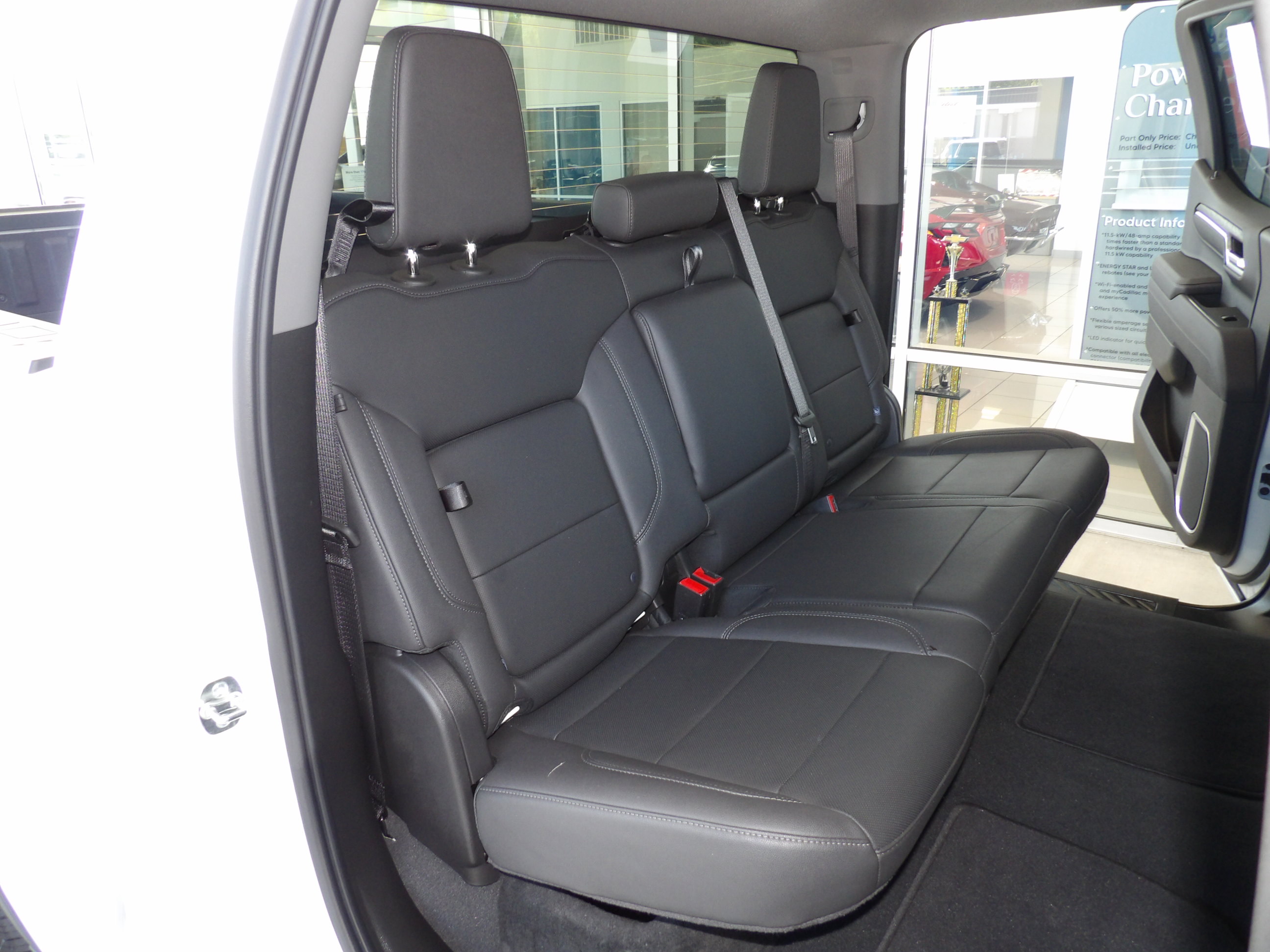 Used 2026 Summit White GMC SLT image 23