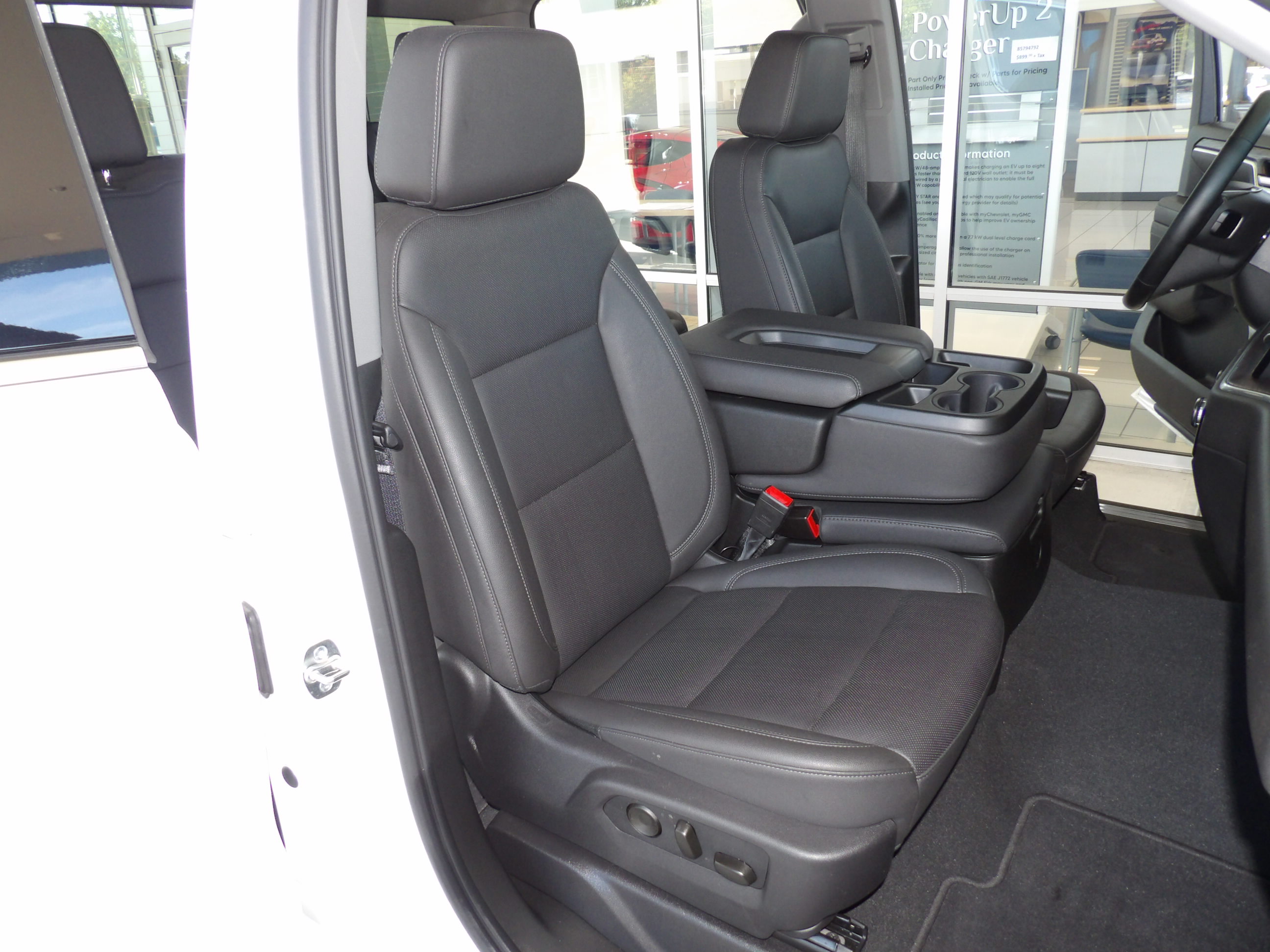 Used 2026 Summit White GMC SLT image 24
