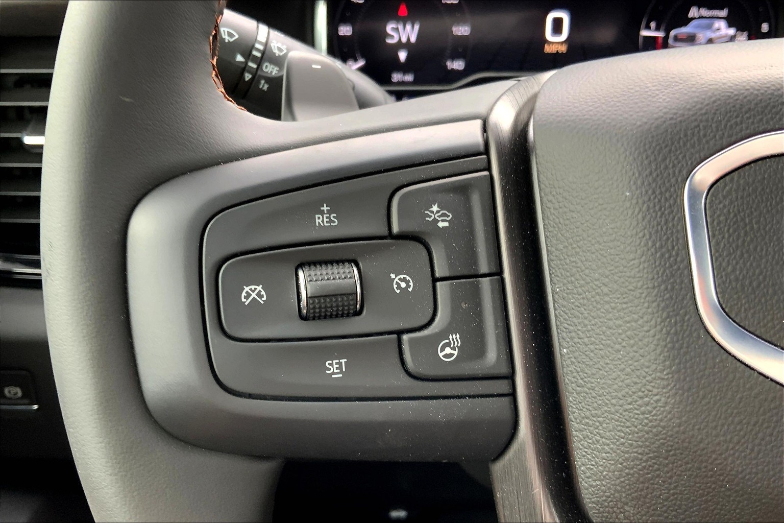 2025 GMC Sierra 1500 AT4 - Photo 28