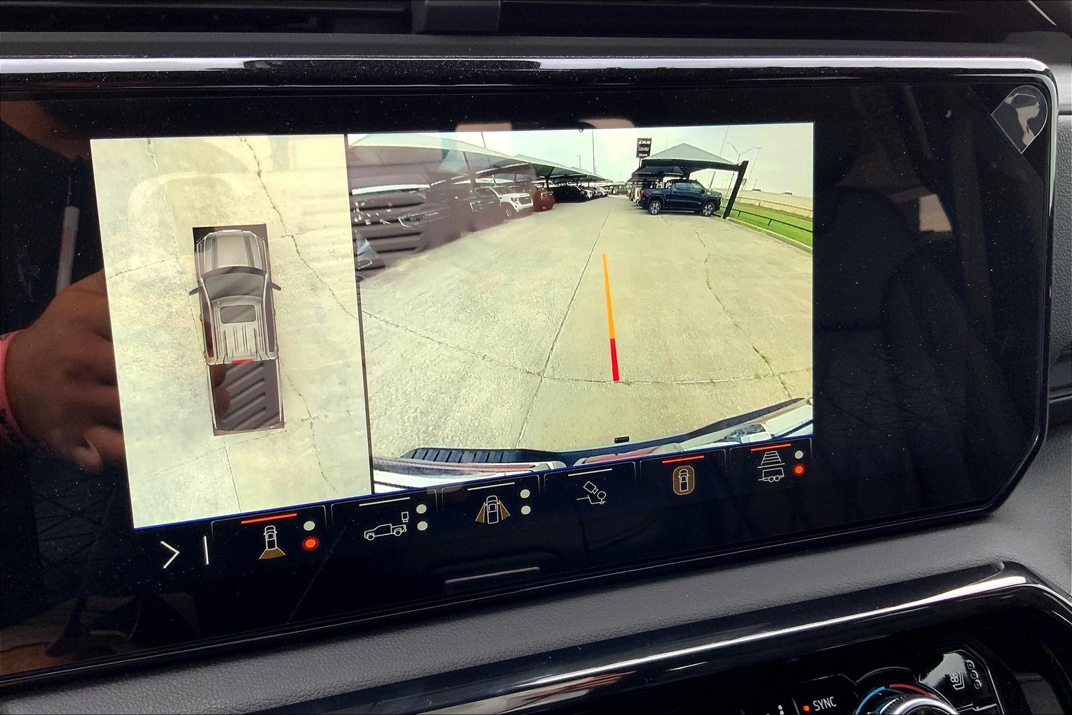 2025 GMC Sierra 1500 AT4 - Photo 18