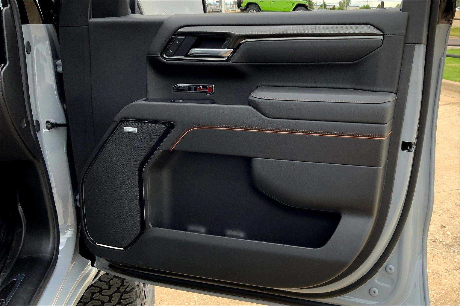 2025 GMC Sierra 1500 AT4 - Photo 27