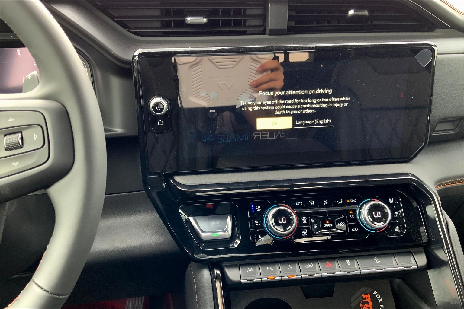 2025 GMC Sierra 1500 AT4 - Photo 17