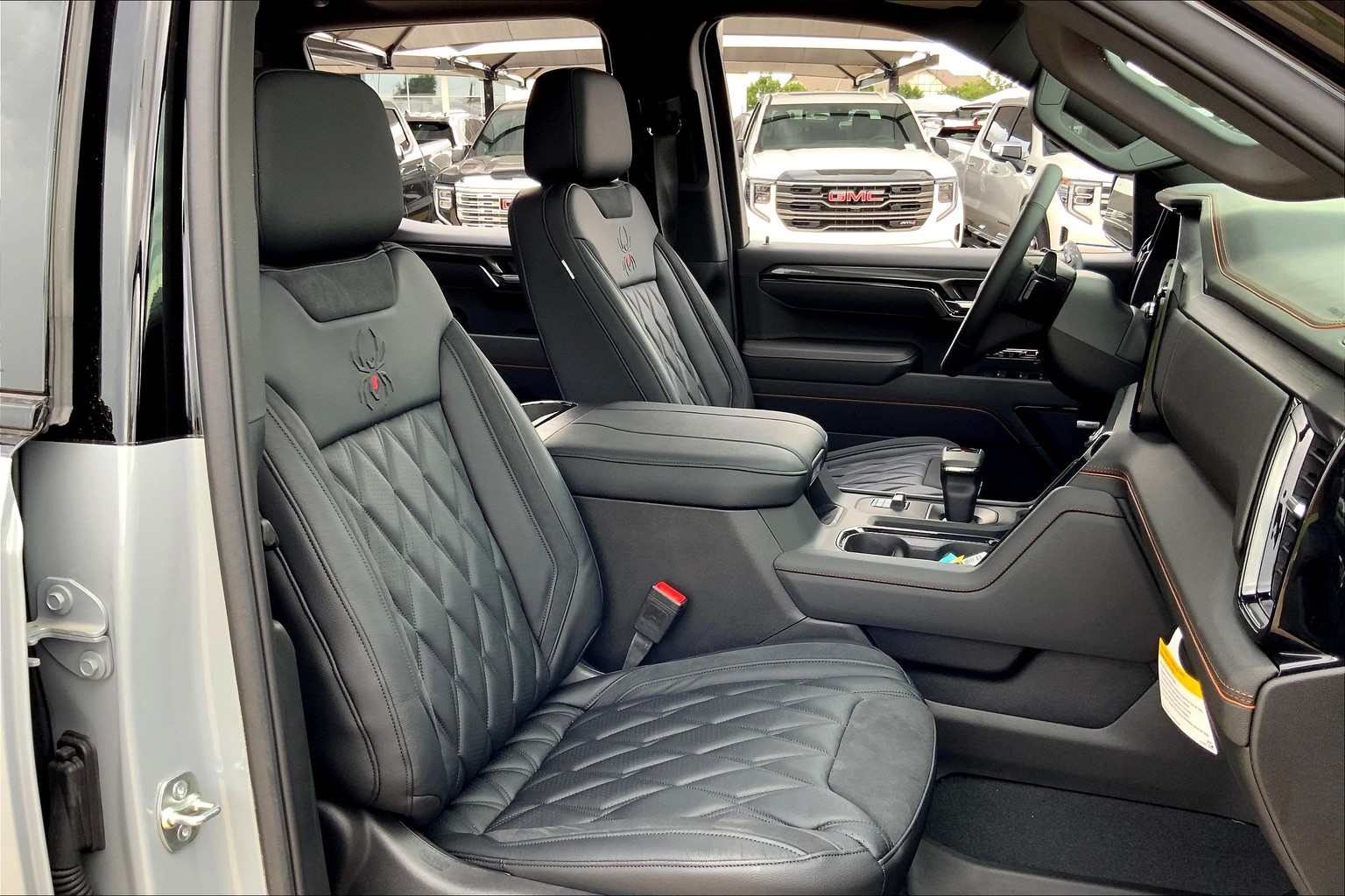 2025 GMC Sierra 1500 AT4 - Photo 23