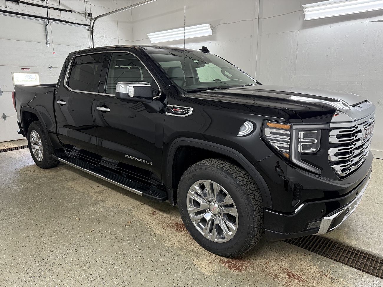 2026 GMC Sierra 1500 Denali's photo