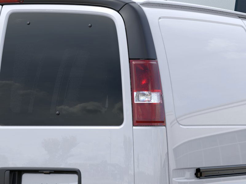2025 Gmc Savana Cargo 2500 photo 7