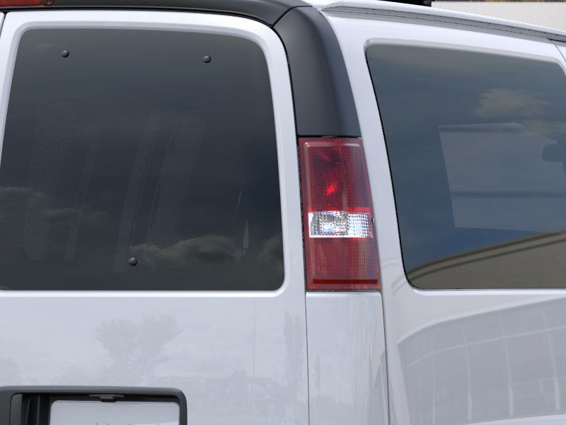 2025 Gmc Savana Cargo 2500 photo 7
