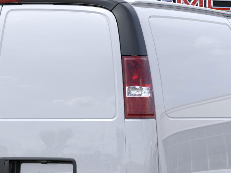 2025 Gmc Savana Cargo 2500 photo 32