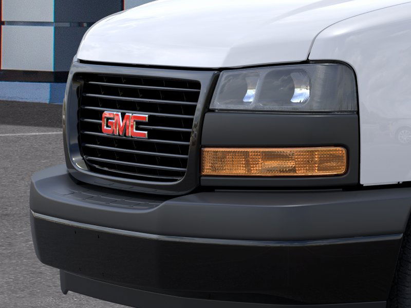 New 2026 Summit White GMC Work Van image 37