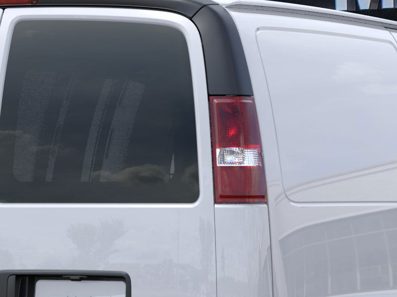 New 2026 Summit White GMC Work Van image 35