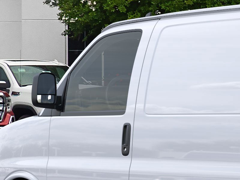 New 2026 Summit White GMC Work Van image 38