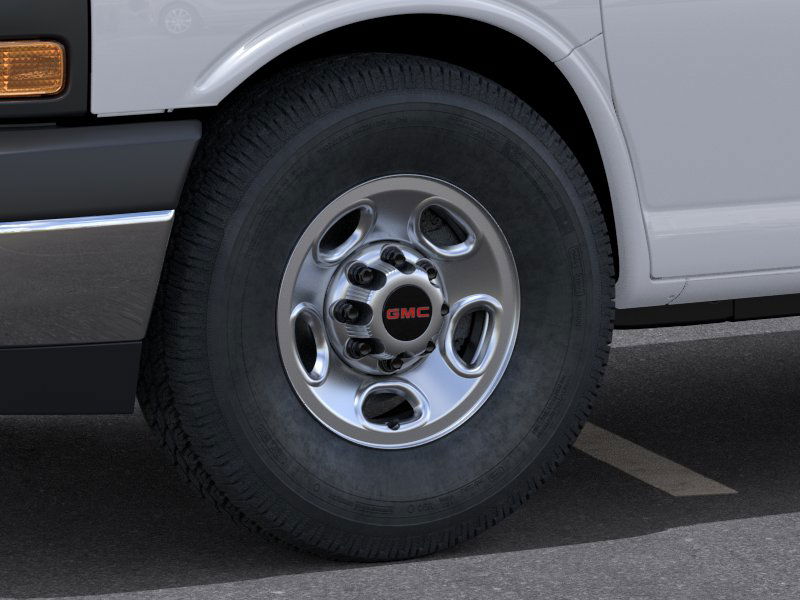 2025 GMC Savana Cargo Work Van - Photo 33
