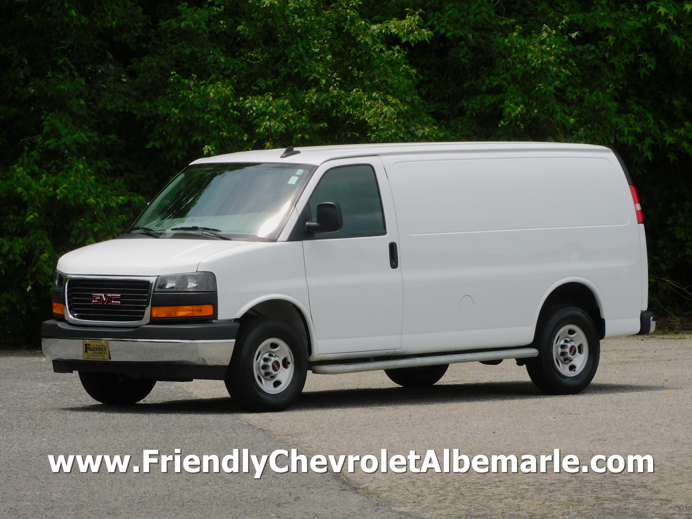 2024 GMC Savana 2500's photo