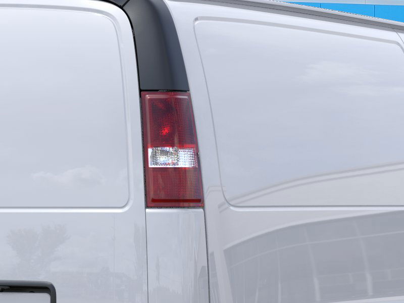 2025 Gmc Savana Cargo 2500 photo 11