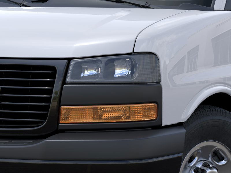 New 2025 Summit White GMC Work Van image 41